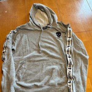 Men’s small or youth 18 Marvel punisher hoodie